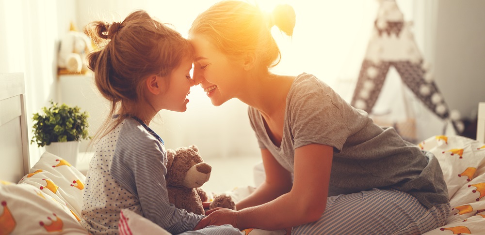 9 дразнещи неща, които само майките на дъщери разбират