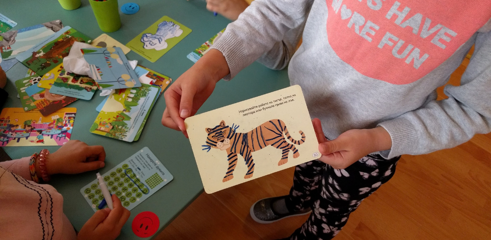 „Играя и уча“ гостува в ДГ 80 „Приказна калина“