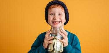 Как да научите децата си на отговорност към парите